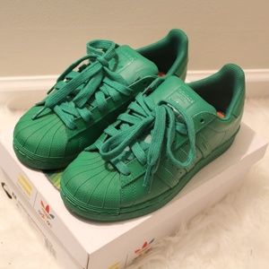 Superstar Supercolor Pharrell